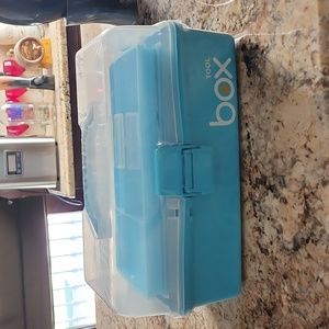 Toolbox / makeup box